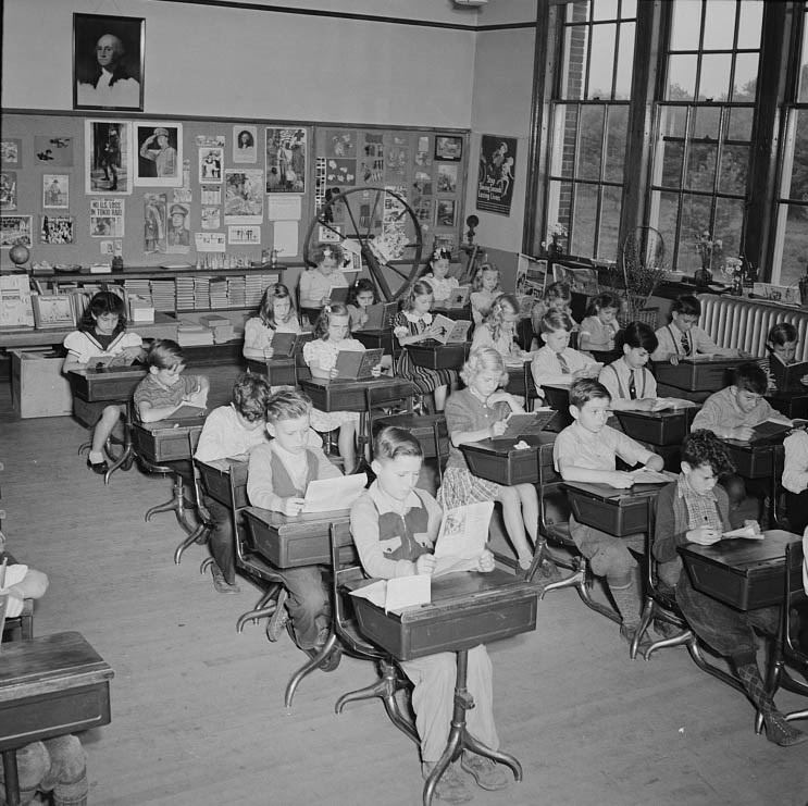 Class instruction, 1942