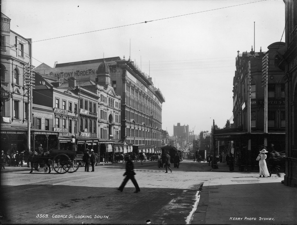 George Street looking south