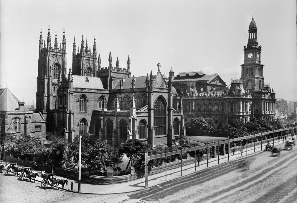 St Andrew's Cathedral and Town Hall