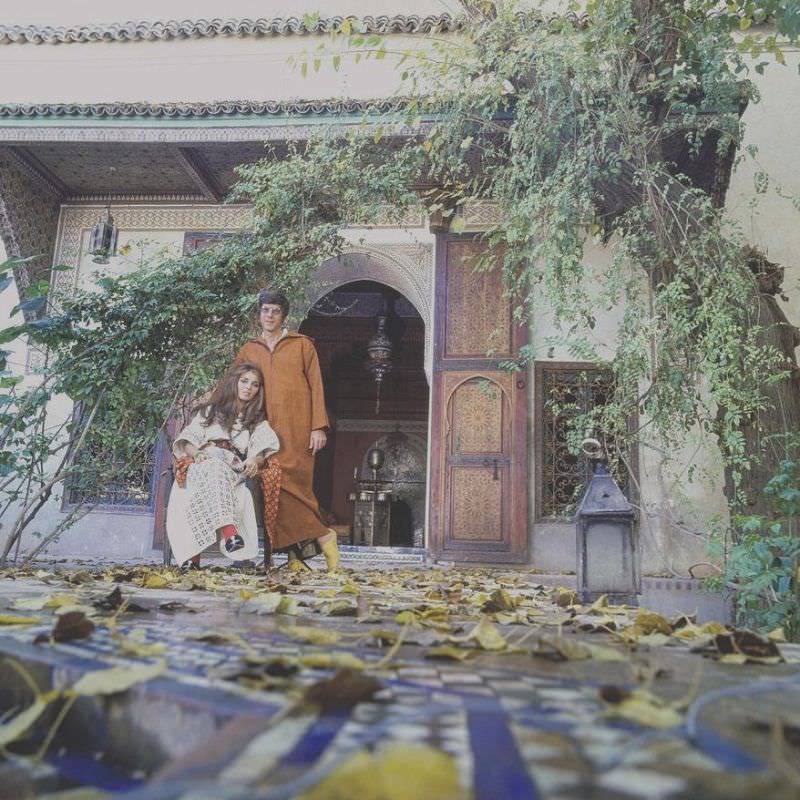 Paul and Talitha Getty wearing kaftans in their garden in Marrakesh, Morocco, January 15, 1970