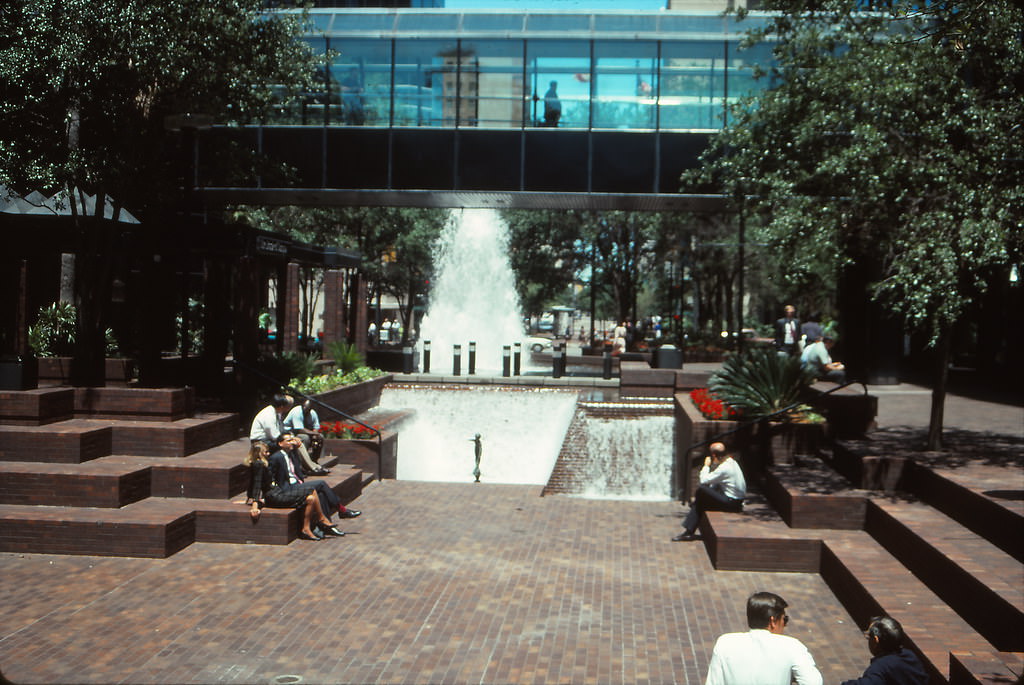 Fountain Plaza along Franklin Street Mall, Tampa, 1990s