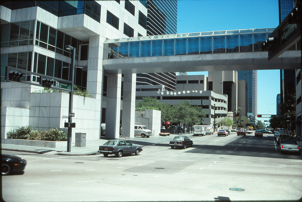 Skyway in downtown Tampa, 1993