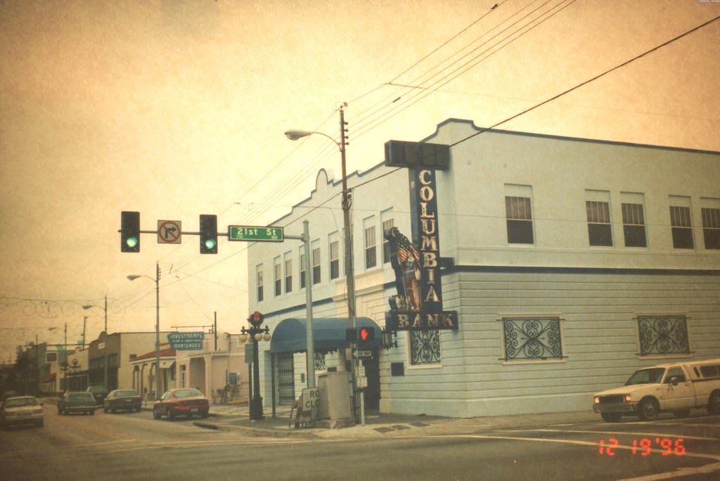 Columbia Bank, Tampa, 1996.