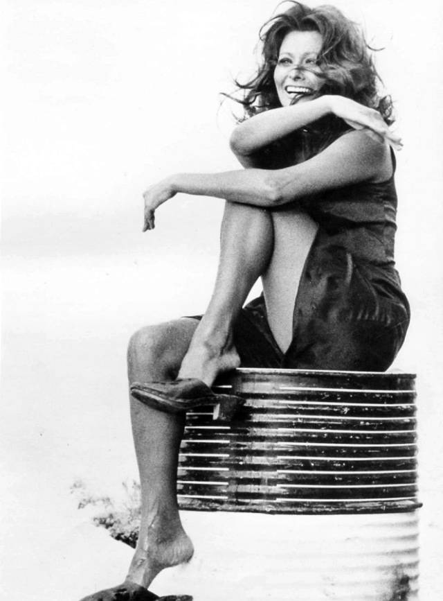 Sophia Loren on a break while filming Bianco, rosso, 1972