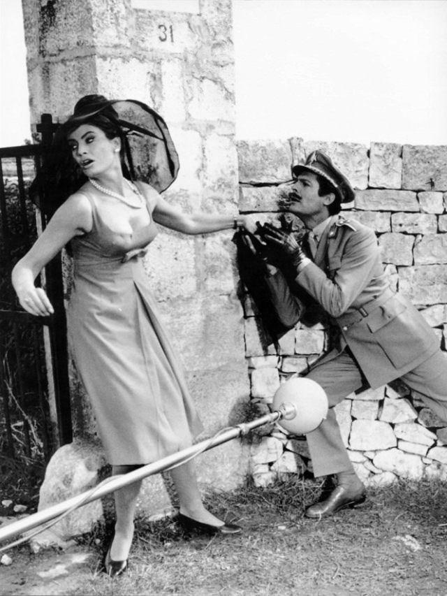 Marcello Mastroianni and Marisa Mell in Casanova ’70, 1965