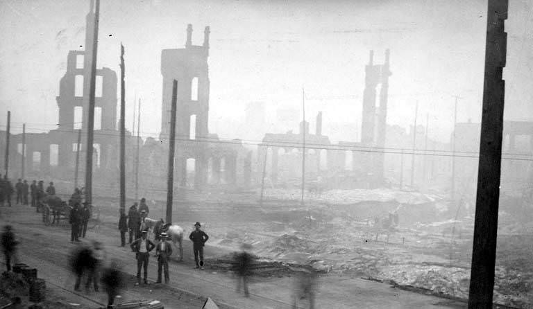 Aftermath of the Seattle fire of June 6, 1889, showing the ruins of buildings.