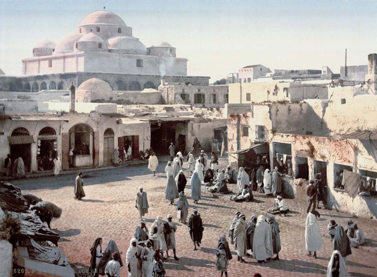 Bab Suika-Suker Square, Tunis.