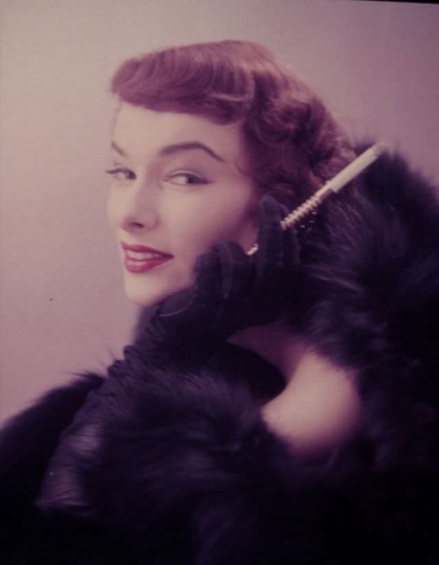 Victoria von Hagen, New York, Vogue USA, October 1952