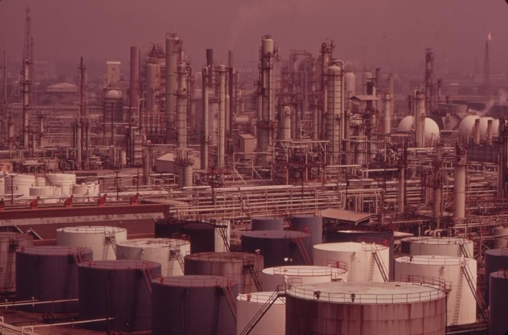 Gulf And Arco Refineries, August 1973