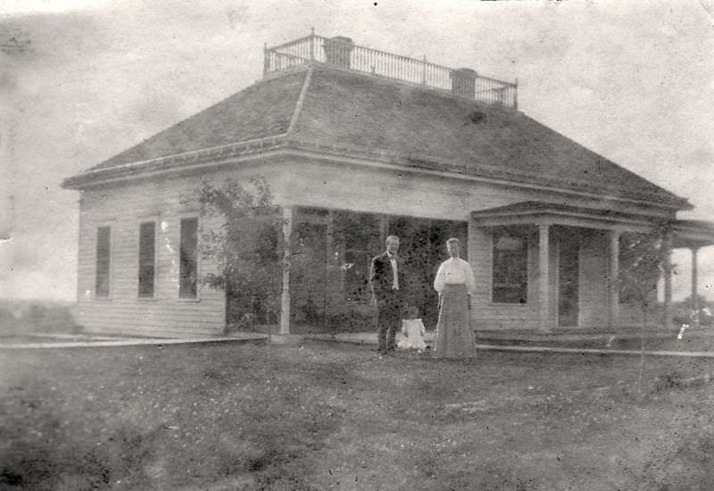 Fancy house in Hickman, Nebraska