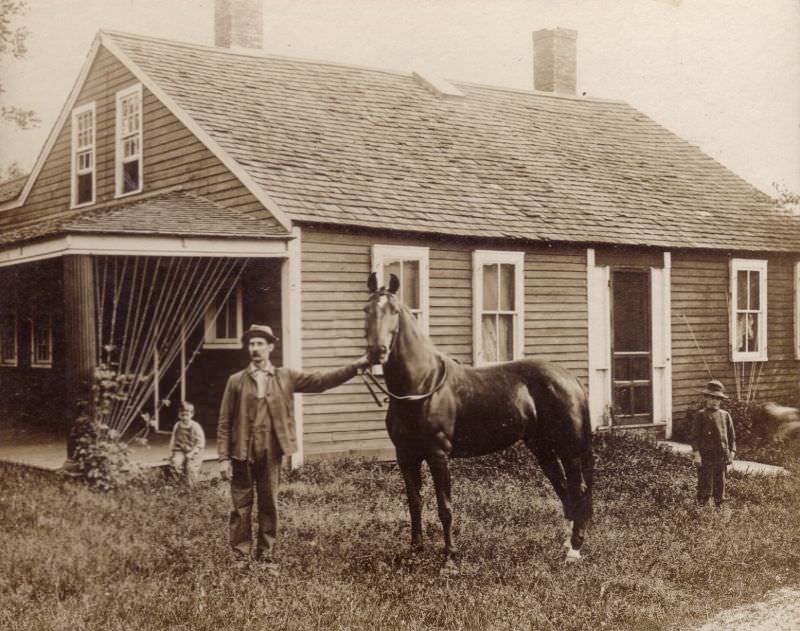 Man with kids, horse and home