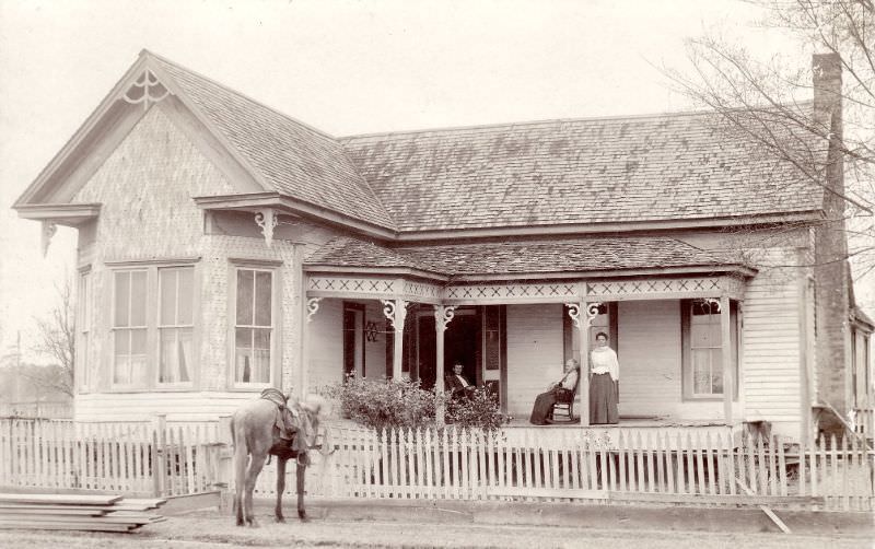 Mrs. Ballard's house, Timpson, Texas