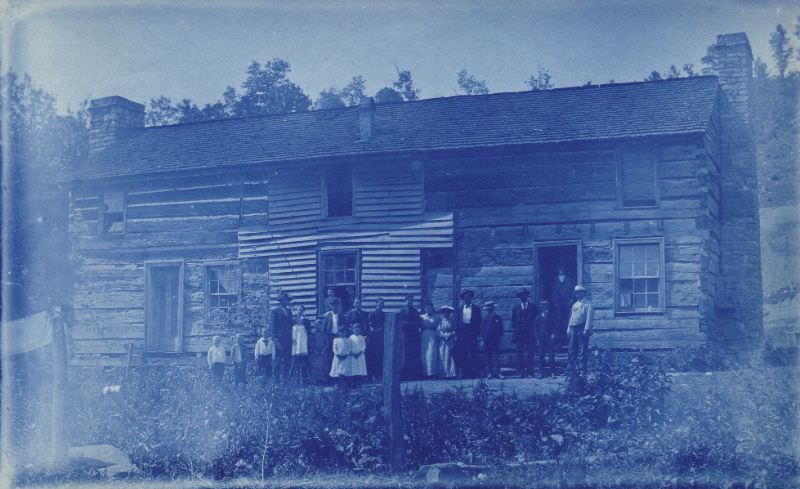 Old Hoge homestead, Hoge family of Tacoma, Virginia