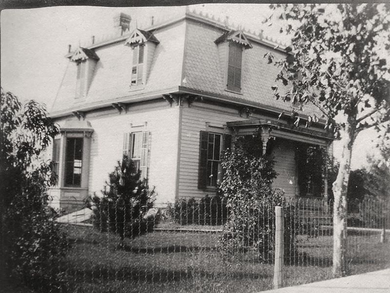 Fancy house in Hickman, Nebraska.