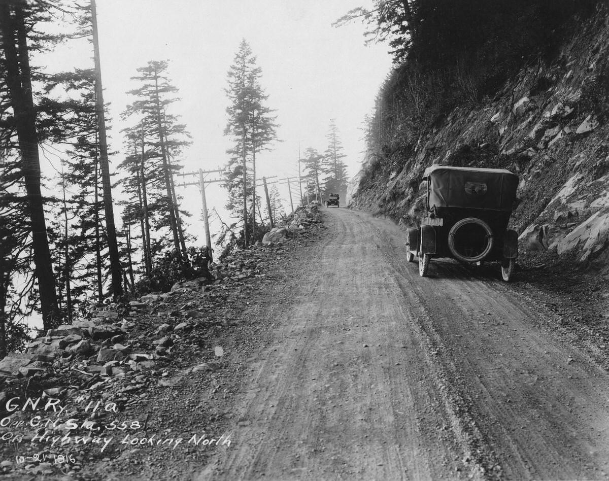 Dirt highway south of Bellingham, 1916
