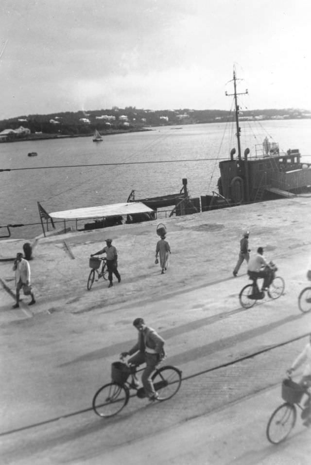 Fascinating Historical photos of Bermuda in the 1940s