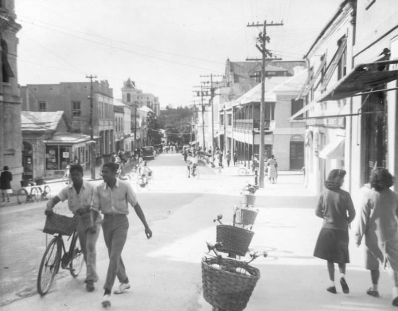 Fascinating Historical photos of Bermuda in the 1940s