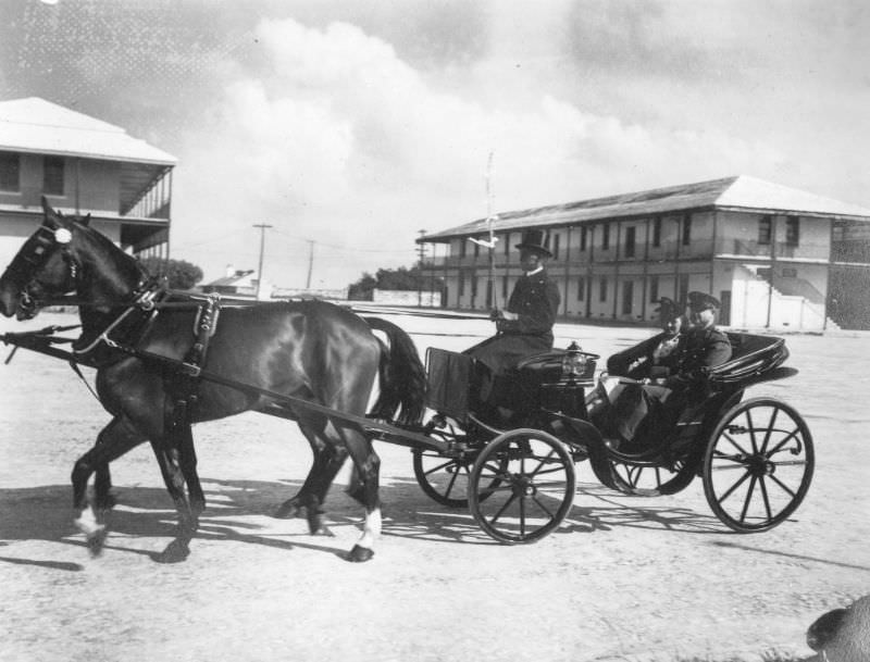 Fascinating Historical photos of Bermuda in the 1940s