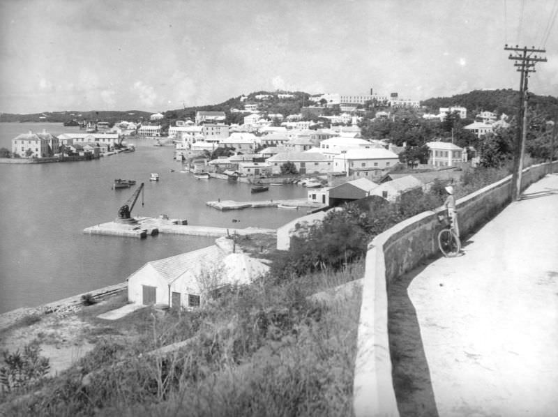 Fascinating Historical photos of Bermuda in the 1940s