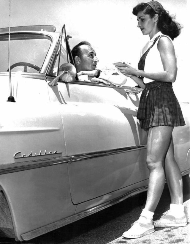 The History and Photos of Beautiful Carhop Girls from the 20th Century