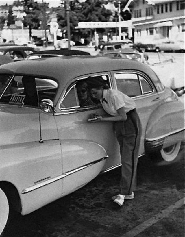 The History and Photos of Beautiful Carhop Girls from the 20th Century