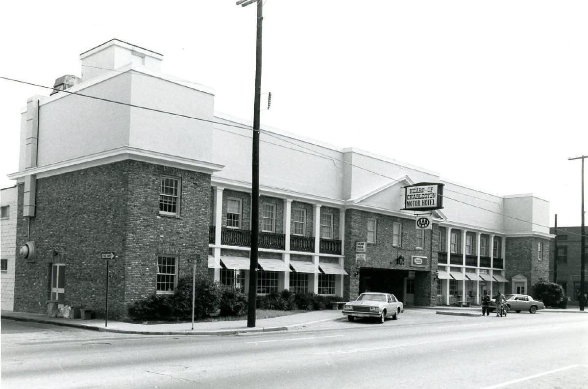 Heart of Charleston Motor Hotel (200 Meeting Street), 1970s