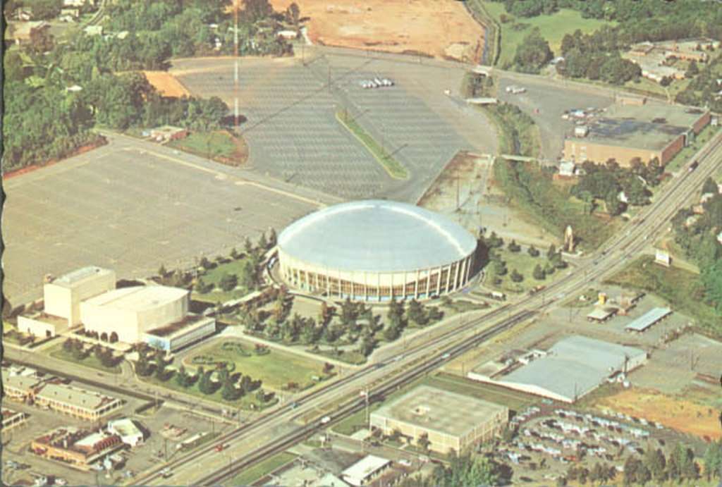 Ovens Auditorium, 1966