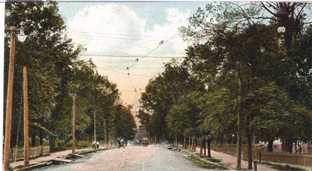 Two skyscrapers along Tryon Street in Charlotte, 1910