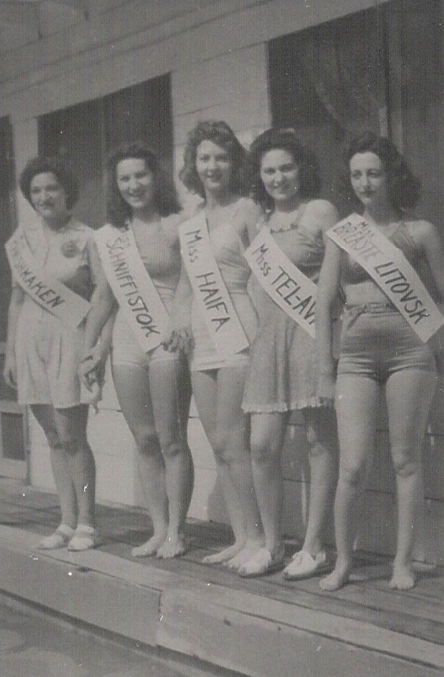 Beauty Pageant, 1941