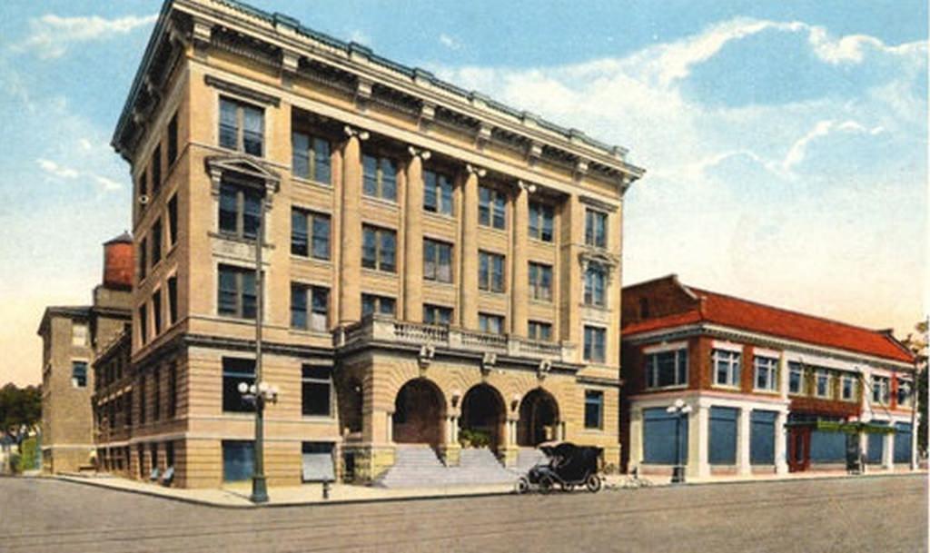 YMCA and Latta Arcade, 1918