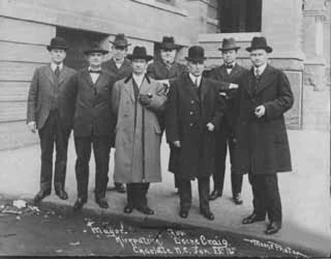 Mayor Thomas LeRoy Kirkpatrick and North Carolina Governor Locke Craig, 1916