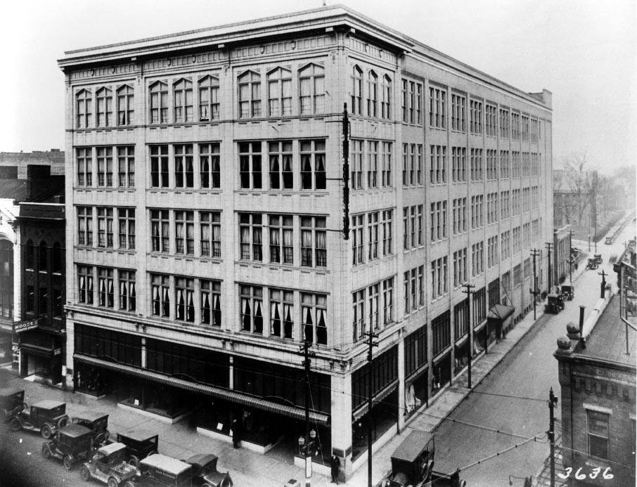 Ivey's Department Store, 1924