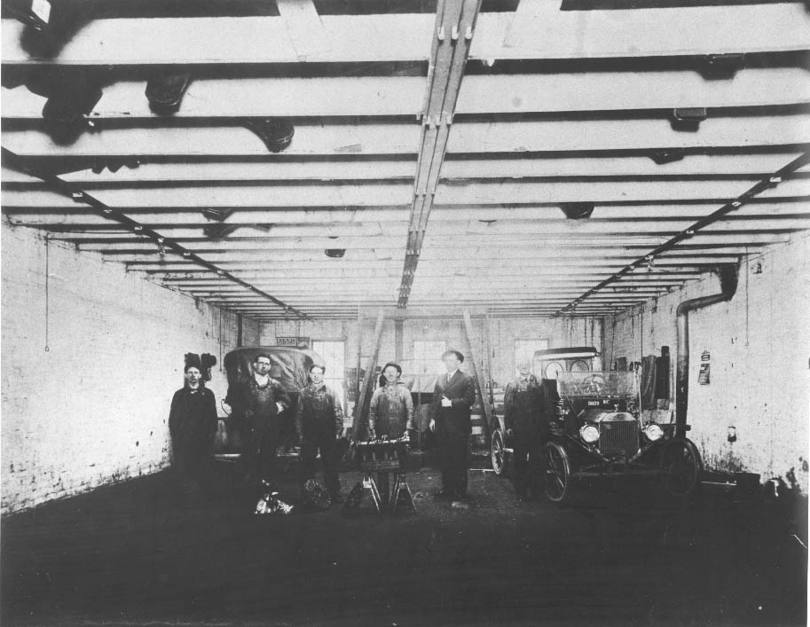 Crowell's Garage, 1912