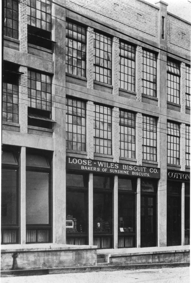 Loose-Wiles Biscuit Company, 1915