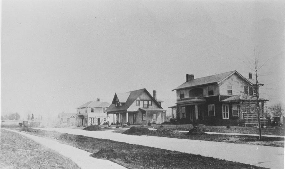 Four completed residence in Myers Park, 1916