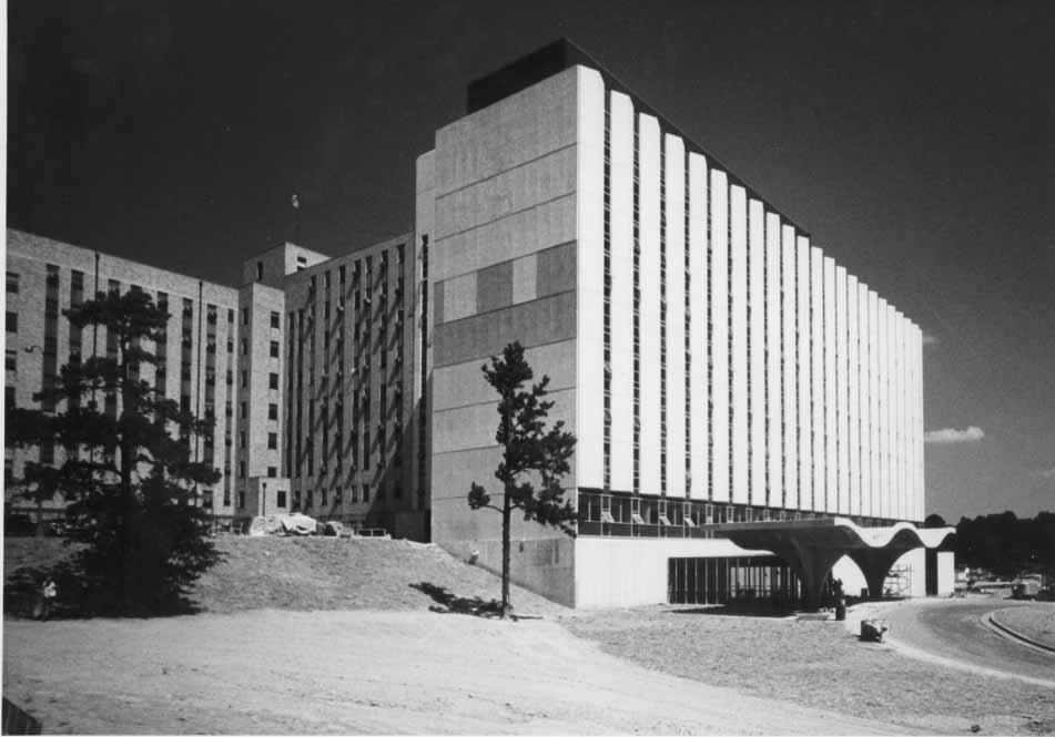 Charlotte Memorial Hospital, 1961