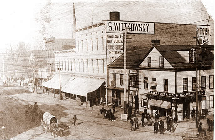 Uptown Square, 1887