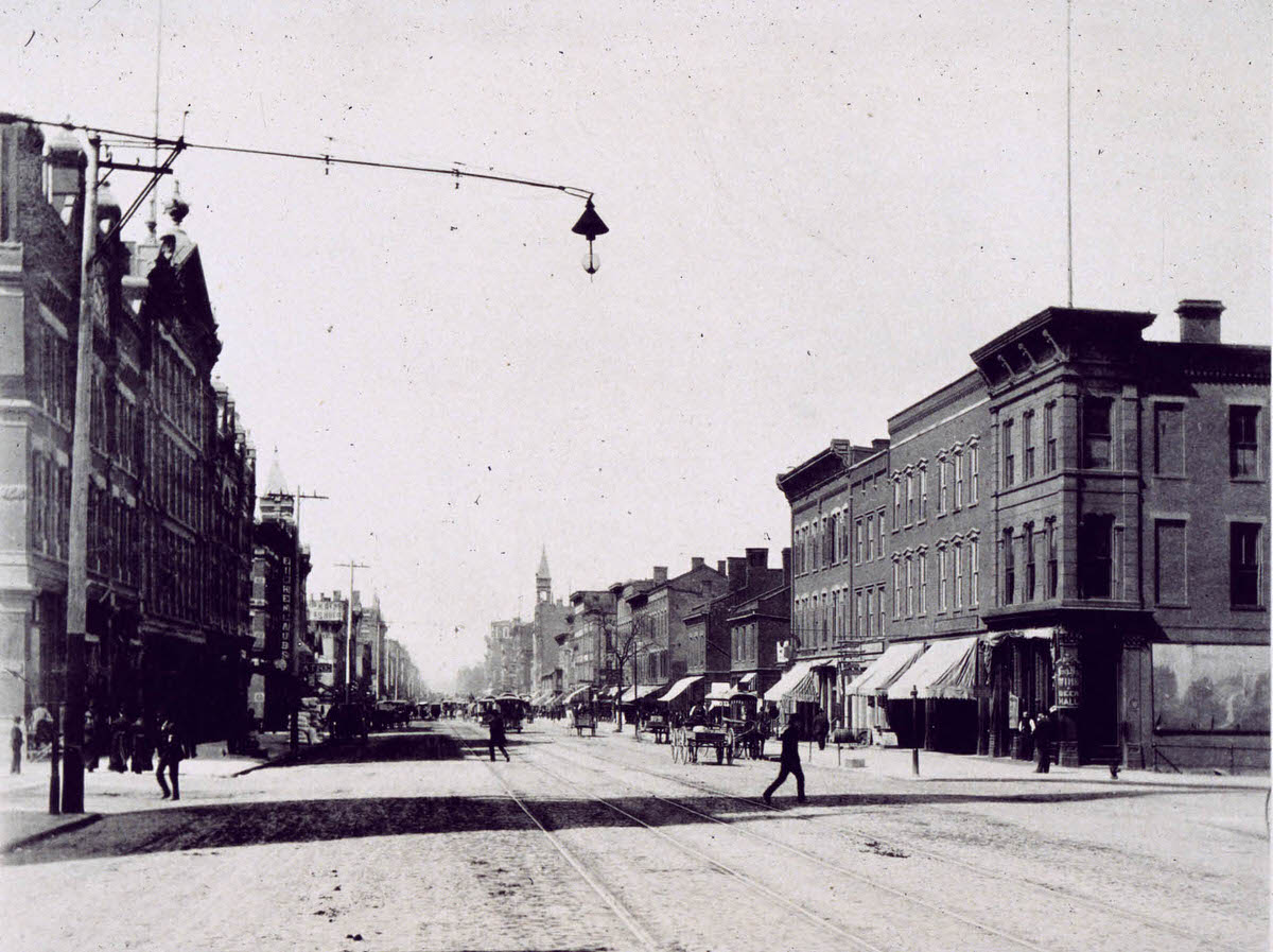 South High Street looking north from Mound Street, 1889