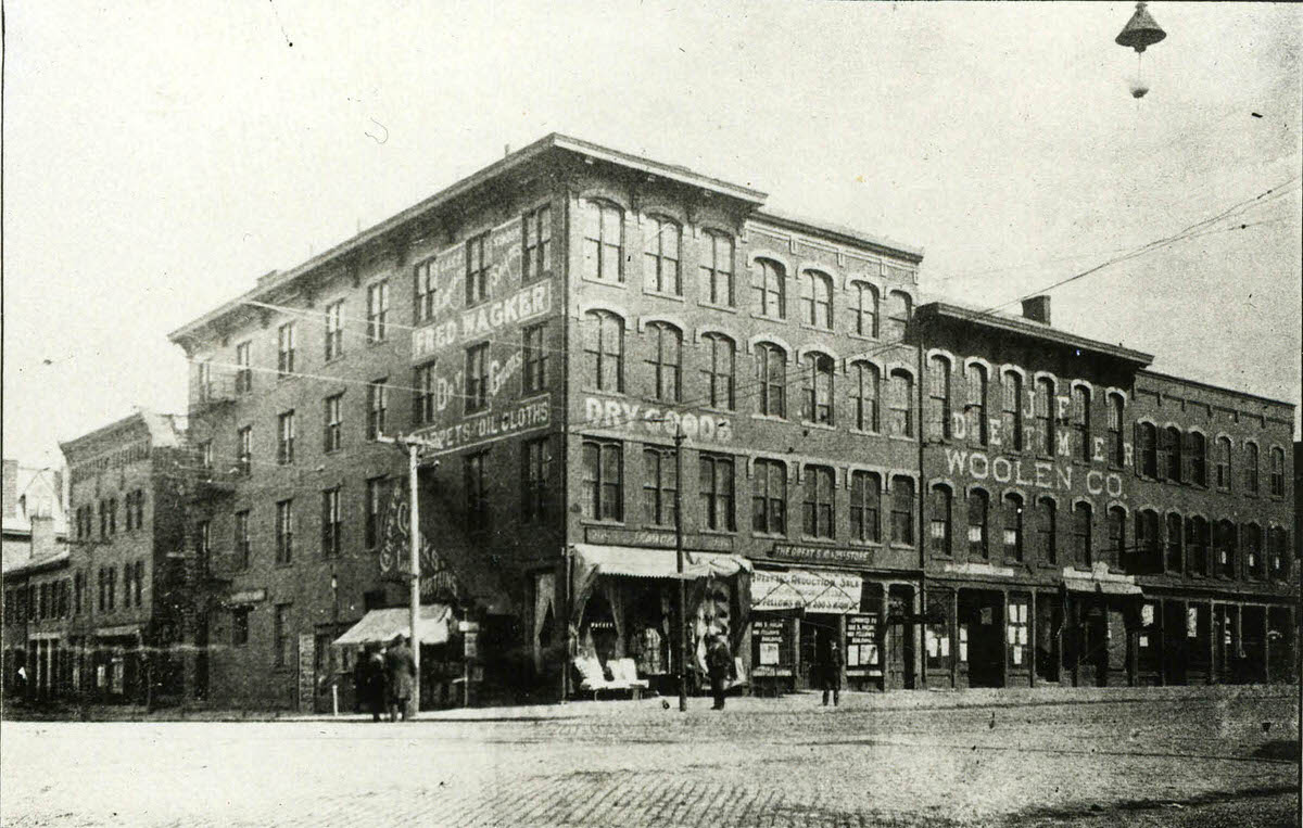 South High Street and East Main Streets ,1890