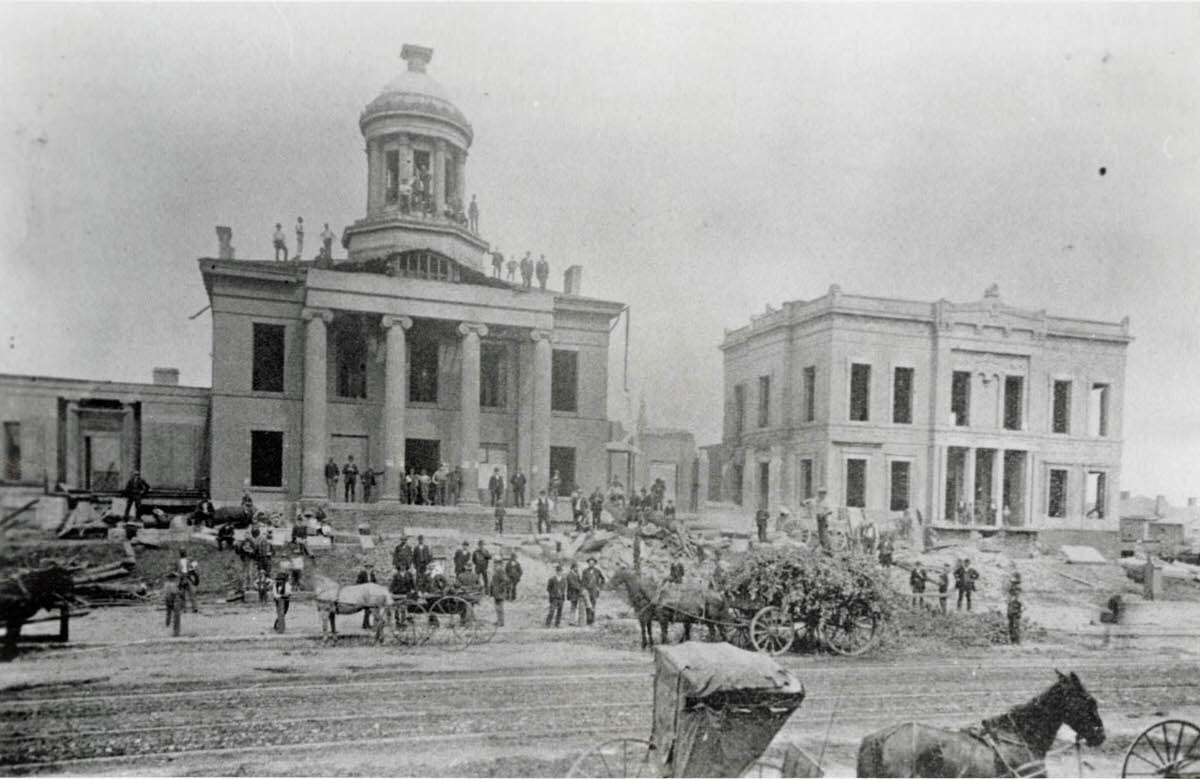 Franklin County Courthouse demolition, 1884