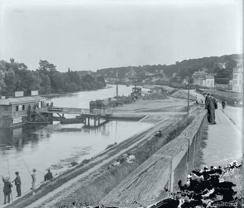 Sèvres pier, 1900