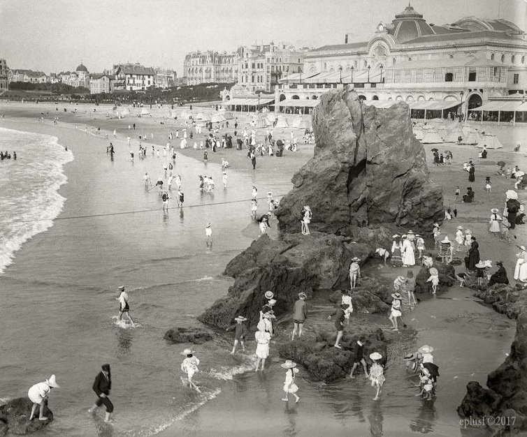 La Grande Plage, Biarritz, 1904