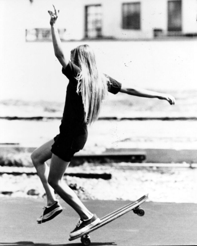 Laura Thornhill Caswell: Life Story and Photos of the Legendary Female Skateboarder