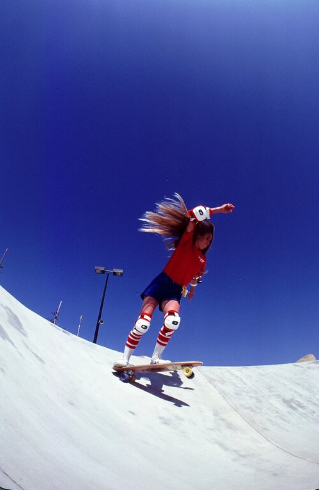 Laura Thornhill Caswell: Life Story and Photos of the Legendary Female Skateboarder