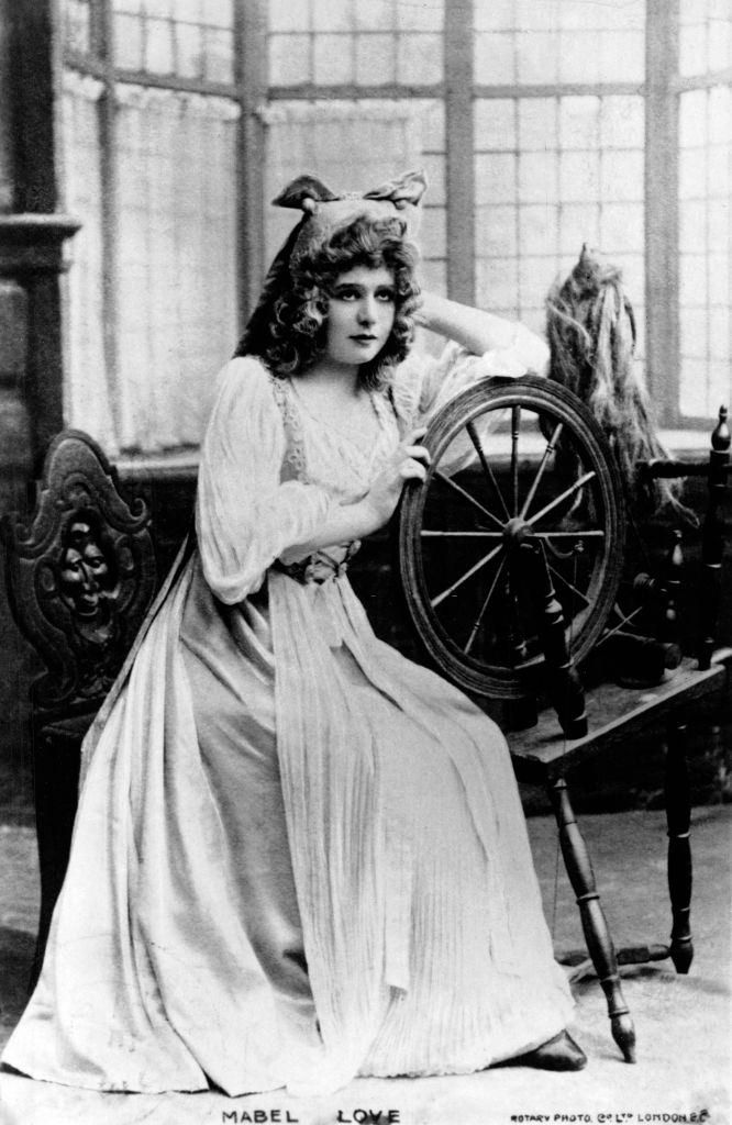 Mabel Love, 1909.