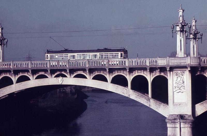 Chapel Street bridge crossing the Yarra River, Melbourne, 1973