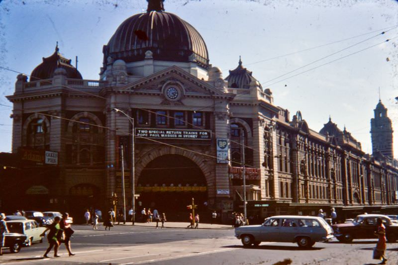 Flinders Street station, Melbourne, 1970