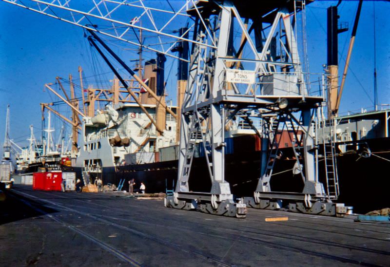 Melbourne dock, 1970