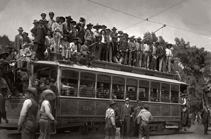 The Mexican Revolution through the Lens of Agustín Casasola