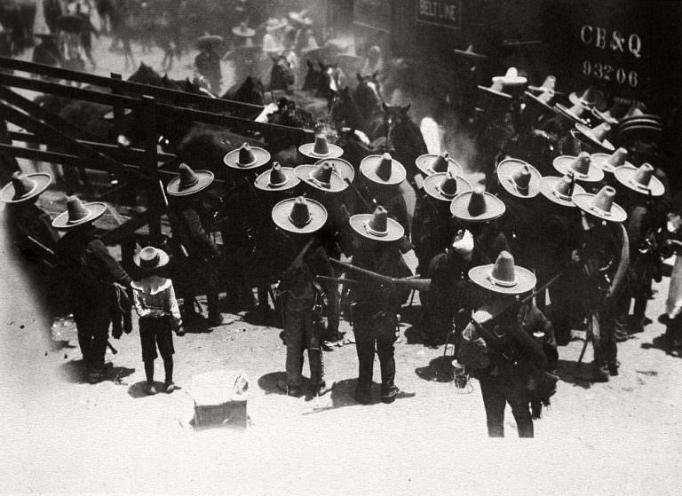 The Mexican Revolution through the Lens of Agustín Casasola